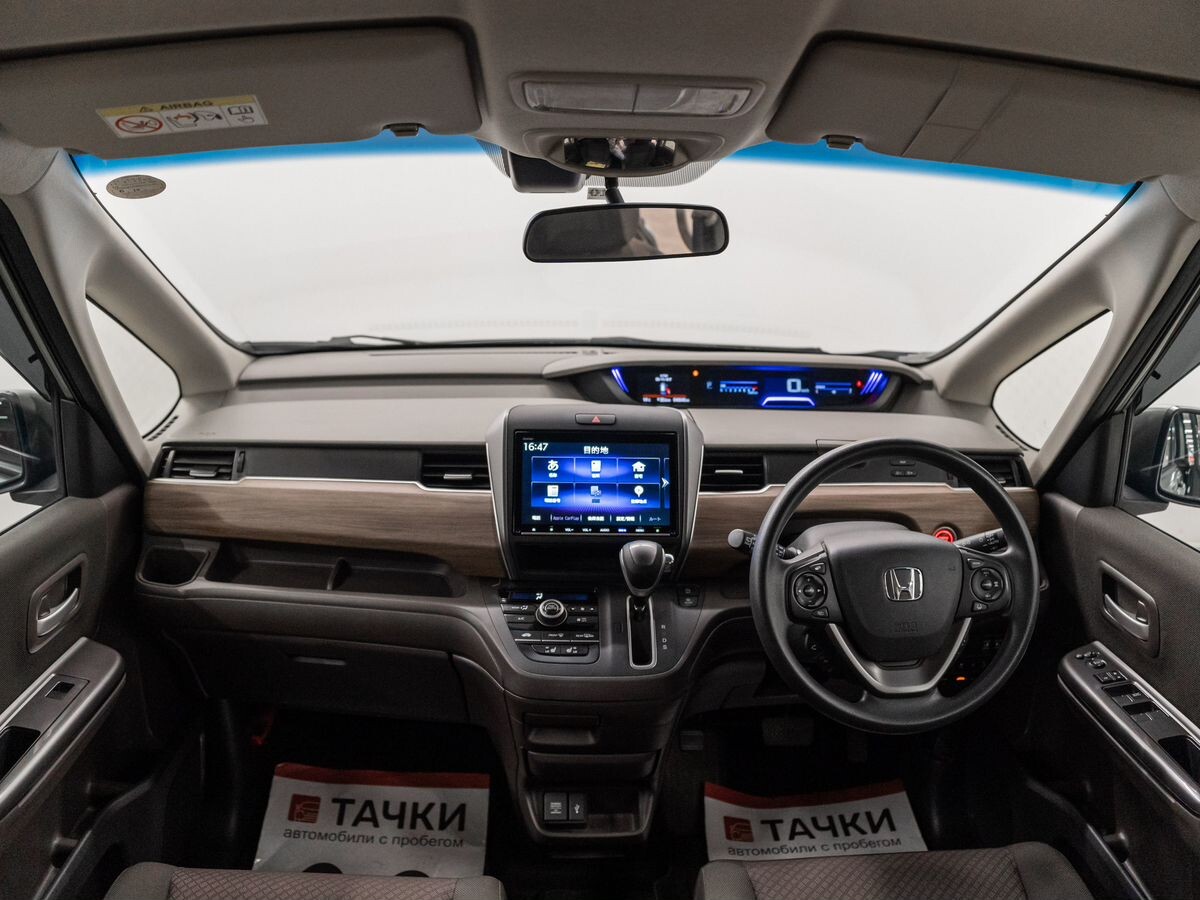 Honda Freed+ 2021 - фото автомобиля