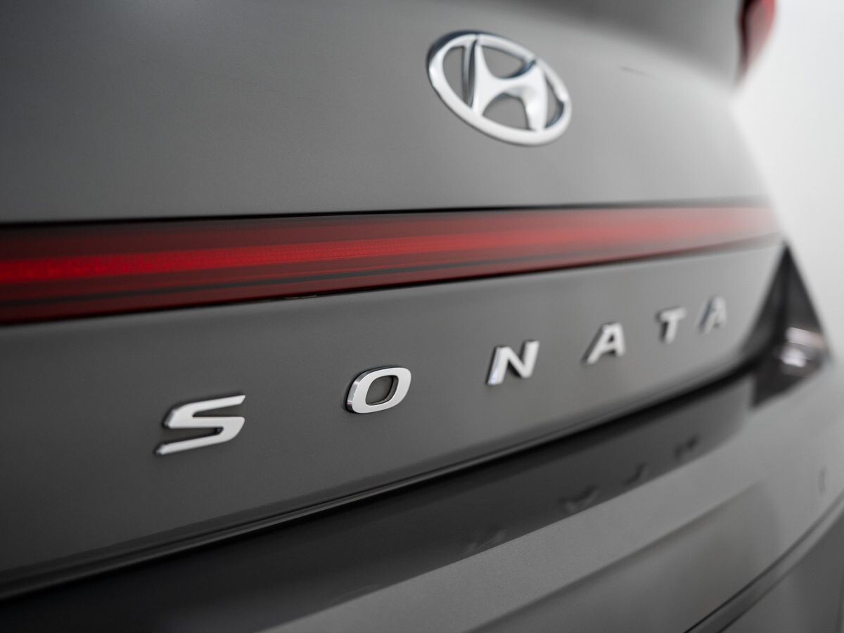Hyundai Sonata 2020 - фото автомобиля
