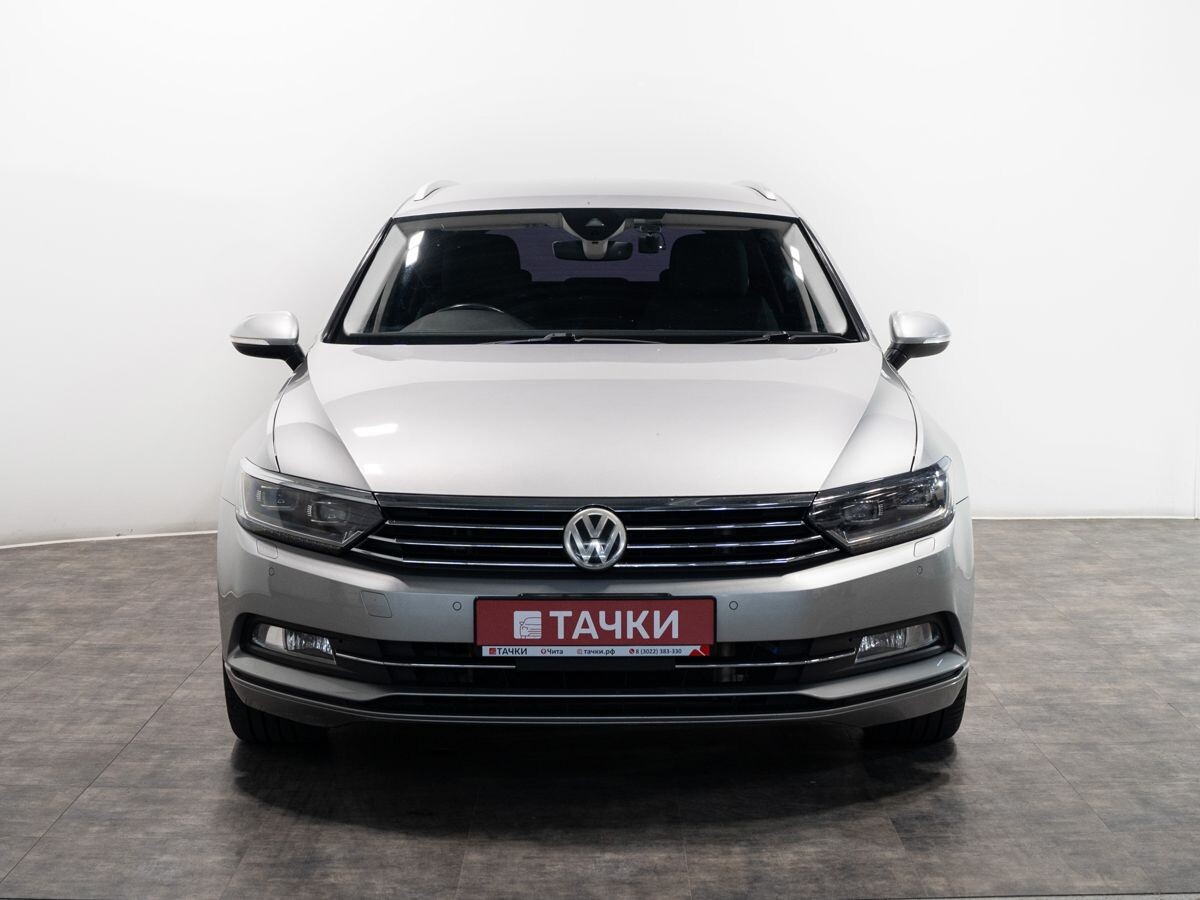 Volkswagen Passat 2015 - фото автомобиля
