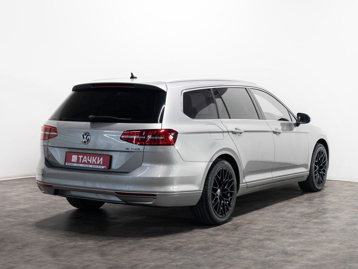 Volkswagen Passat 2015 - фото автомобиля