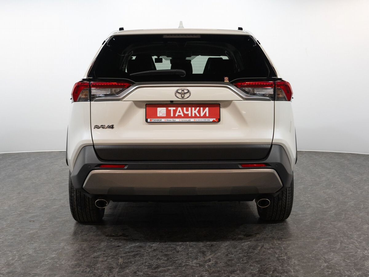 Toyota RAV4 2021 - фото автомобиля