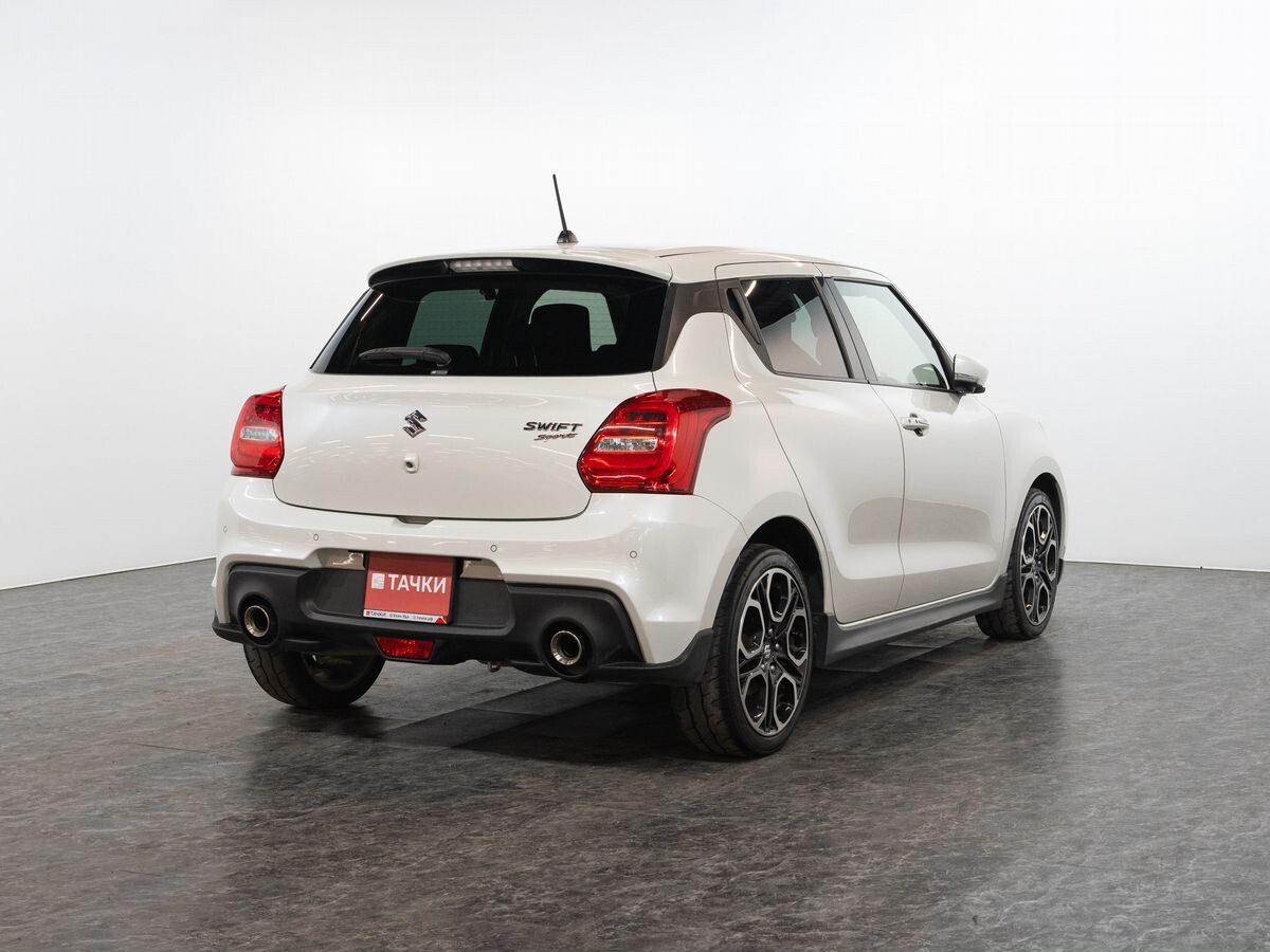 Suzuki Swift 2021 - фото автомобиля