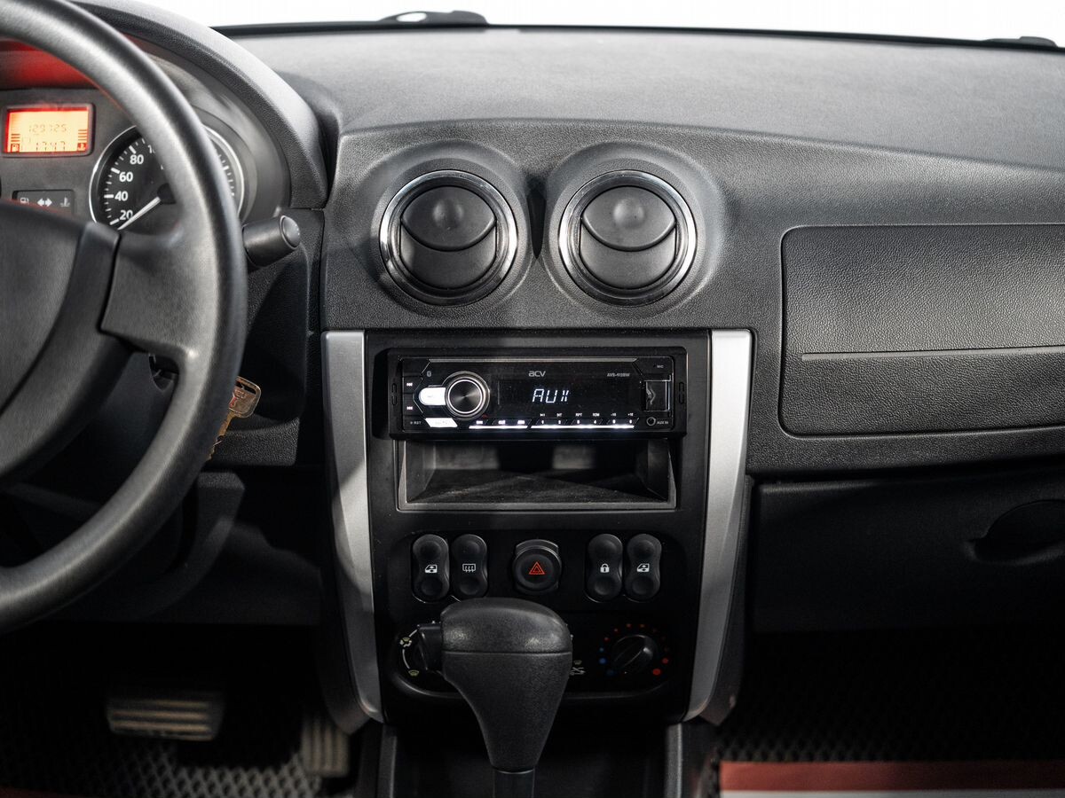 Nissan Almera 2016 - фото автомобиля