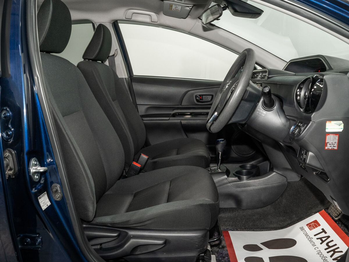 Toyota Aqua 2016 - фото автомобиля