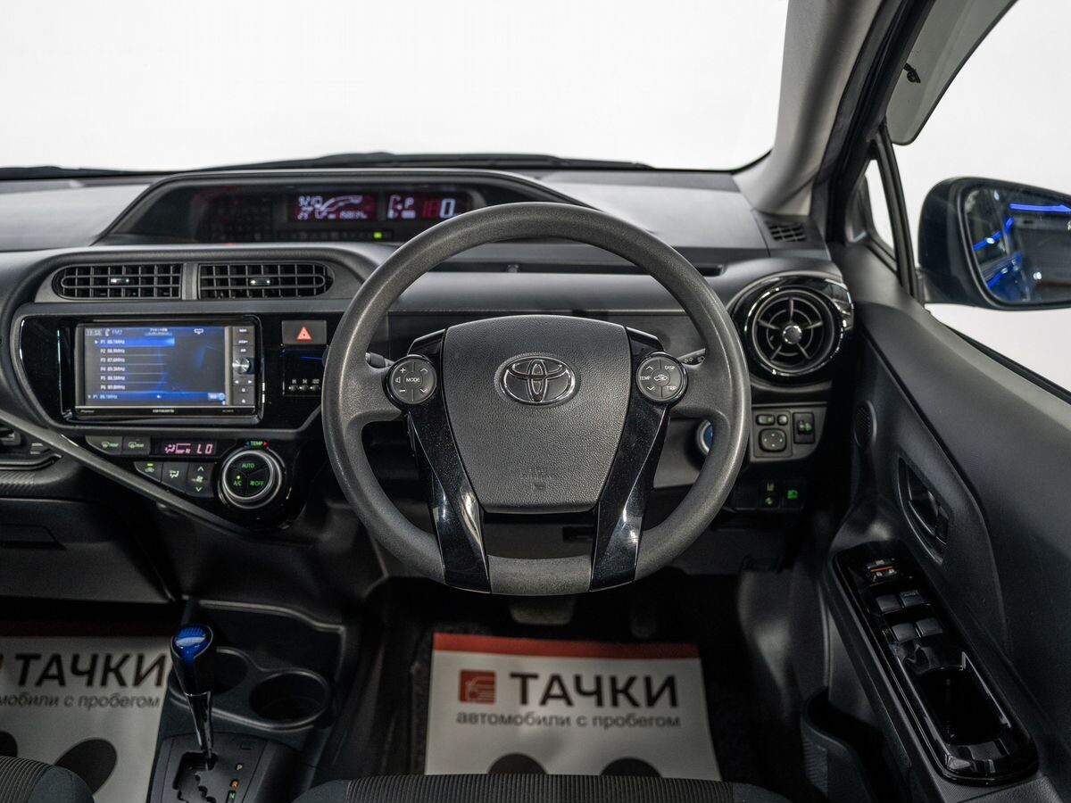 Toyota Aqua 2016 - фото автомобиля