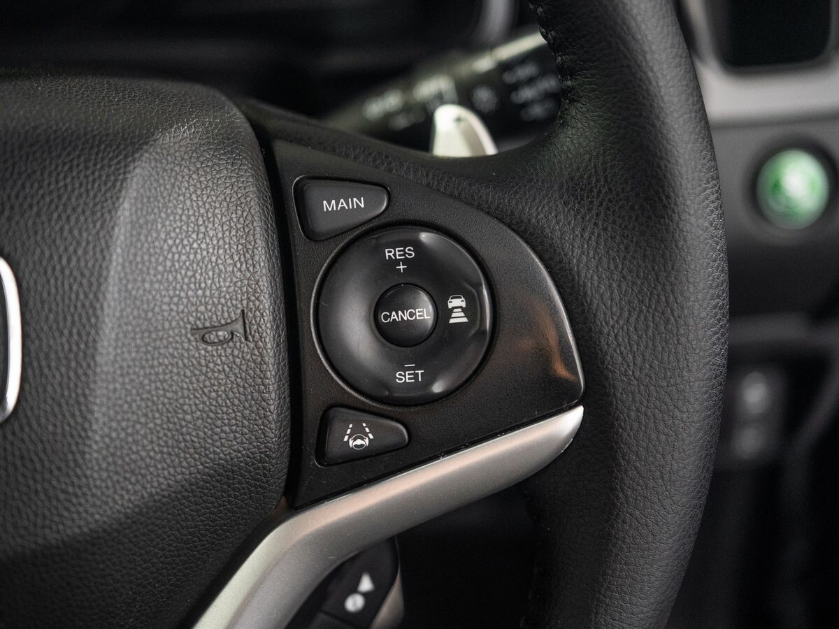 Honda Shuttle 2019 - фото автомобиля
