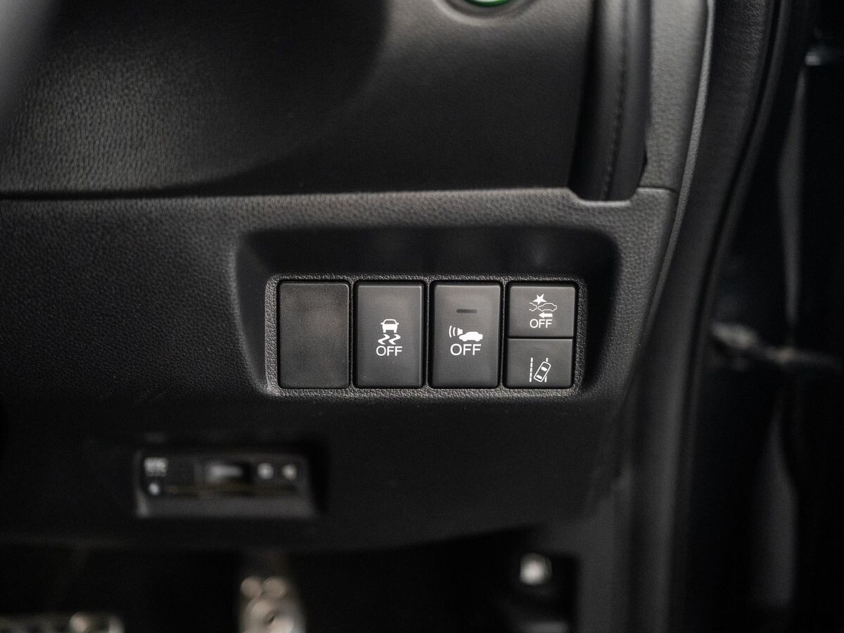 Honda Shuttle 2019 - фото автомобиля