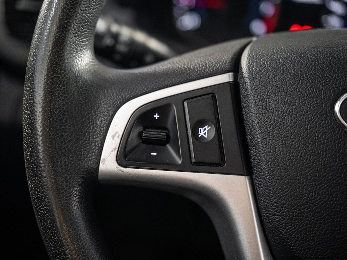 Hyundai Solaris 2015 - фото автомобиля