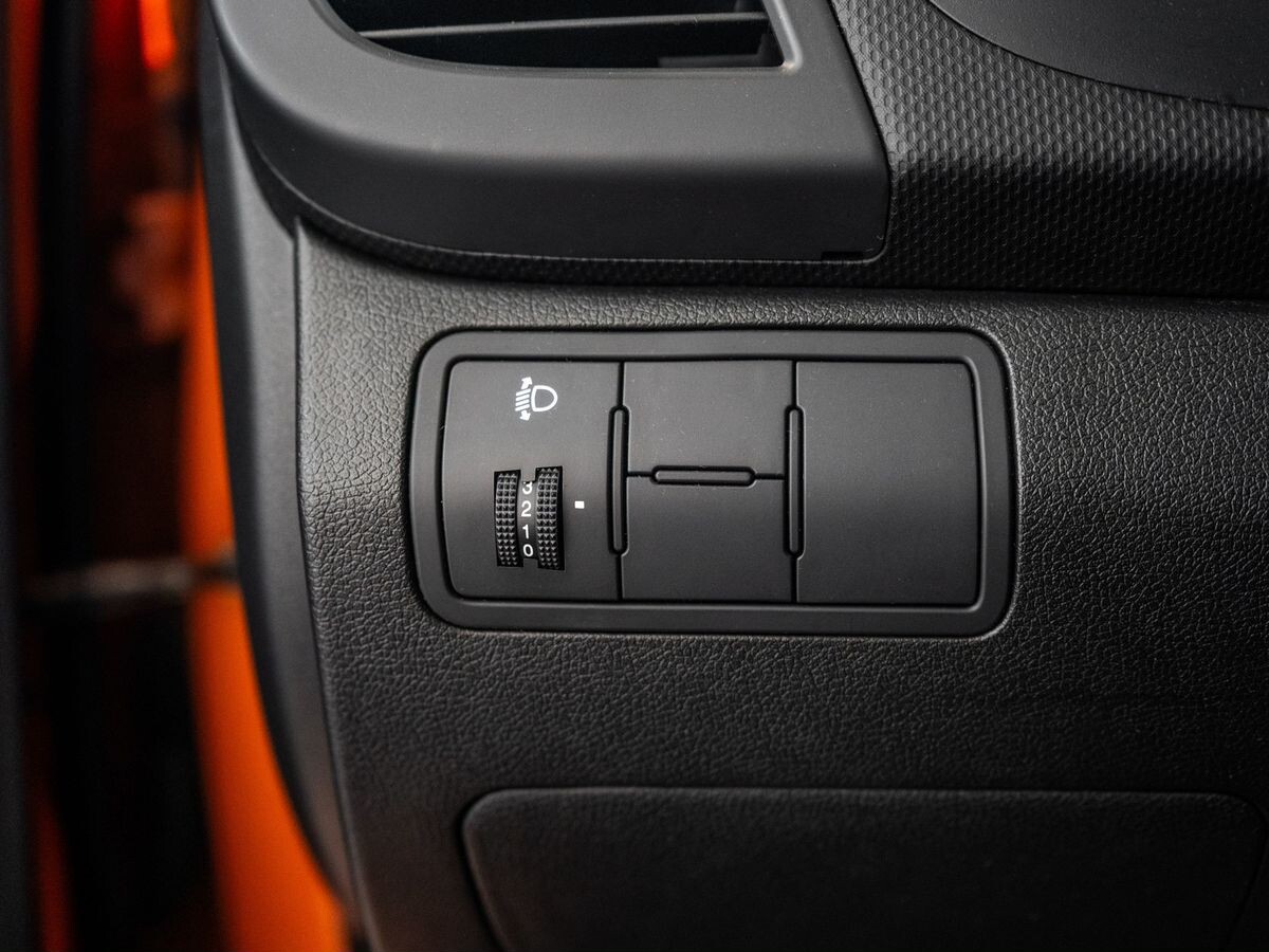 Hyundai Solaris 2015 - фото автомобиля