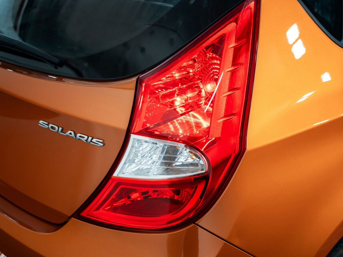 Hyundai Solaris 2015 - фото автомобиля