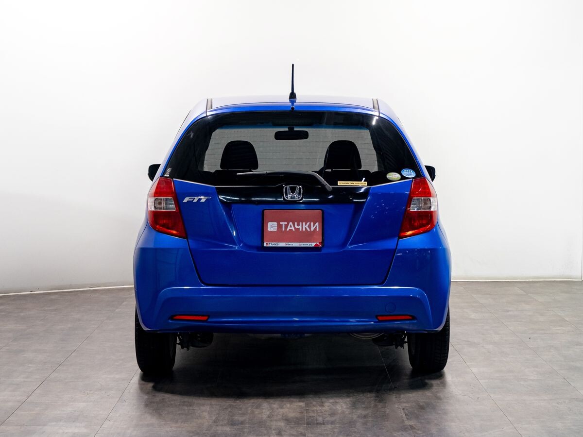 Honda Fit 2011 - фото автомобиля