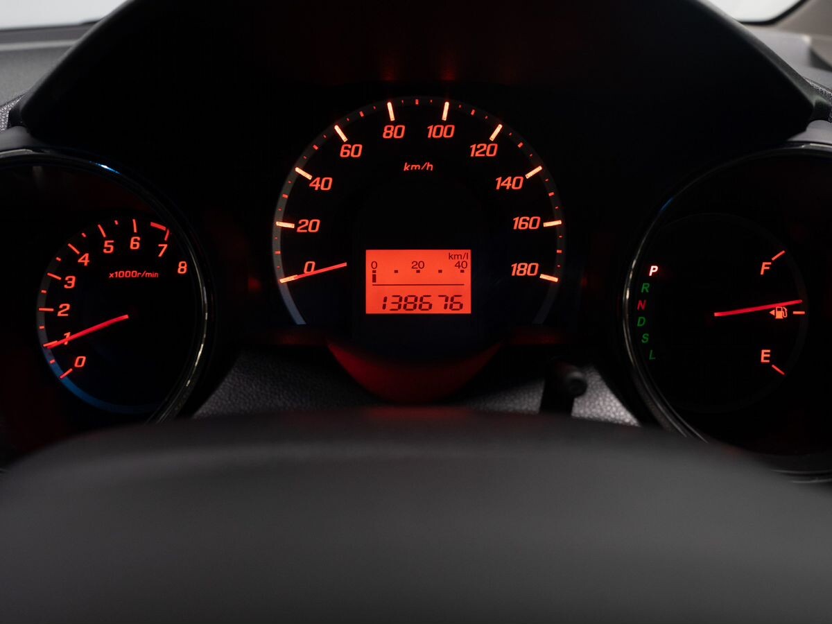 Honda Fit 2011 - фото автомобиля
