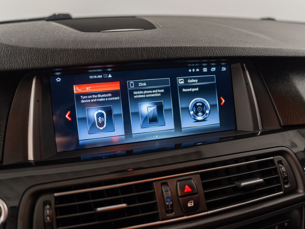 BMW 5-Series 2012 - фото автомобиля