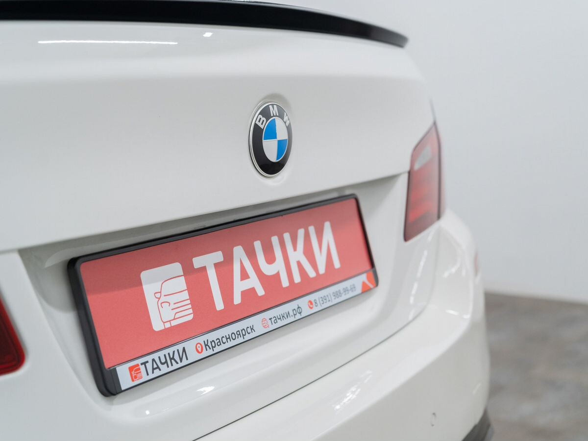 BMW 5-Series 2012 - фото автомобиля