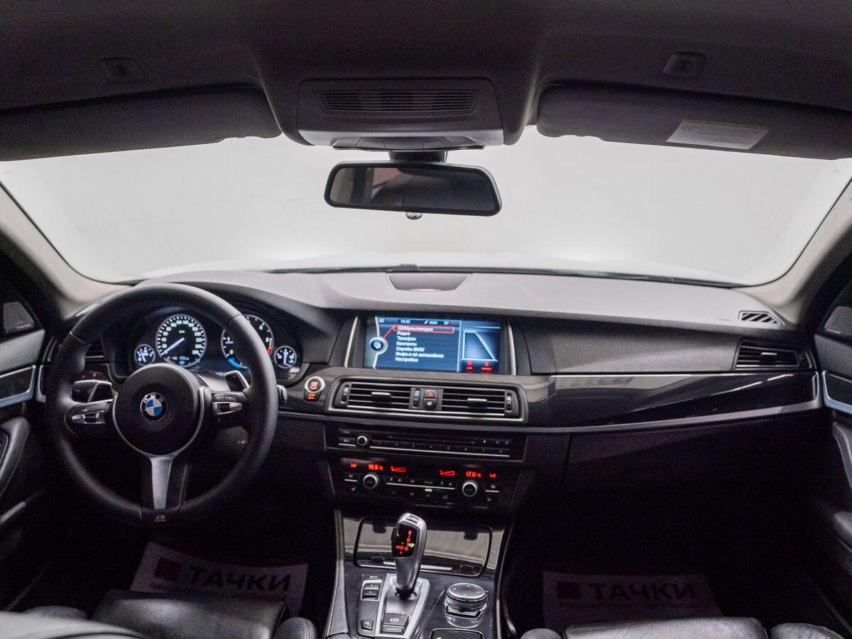 BMW 5-Series 2012 - фото автомобиля