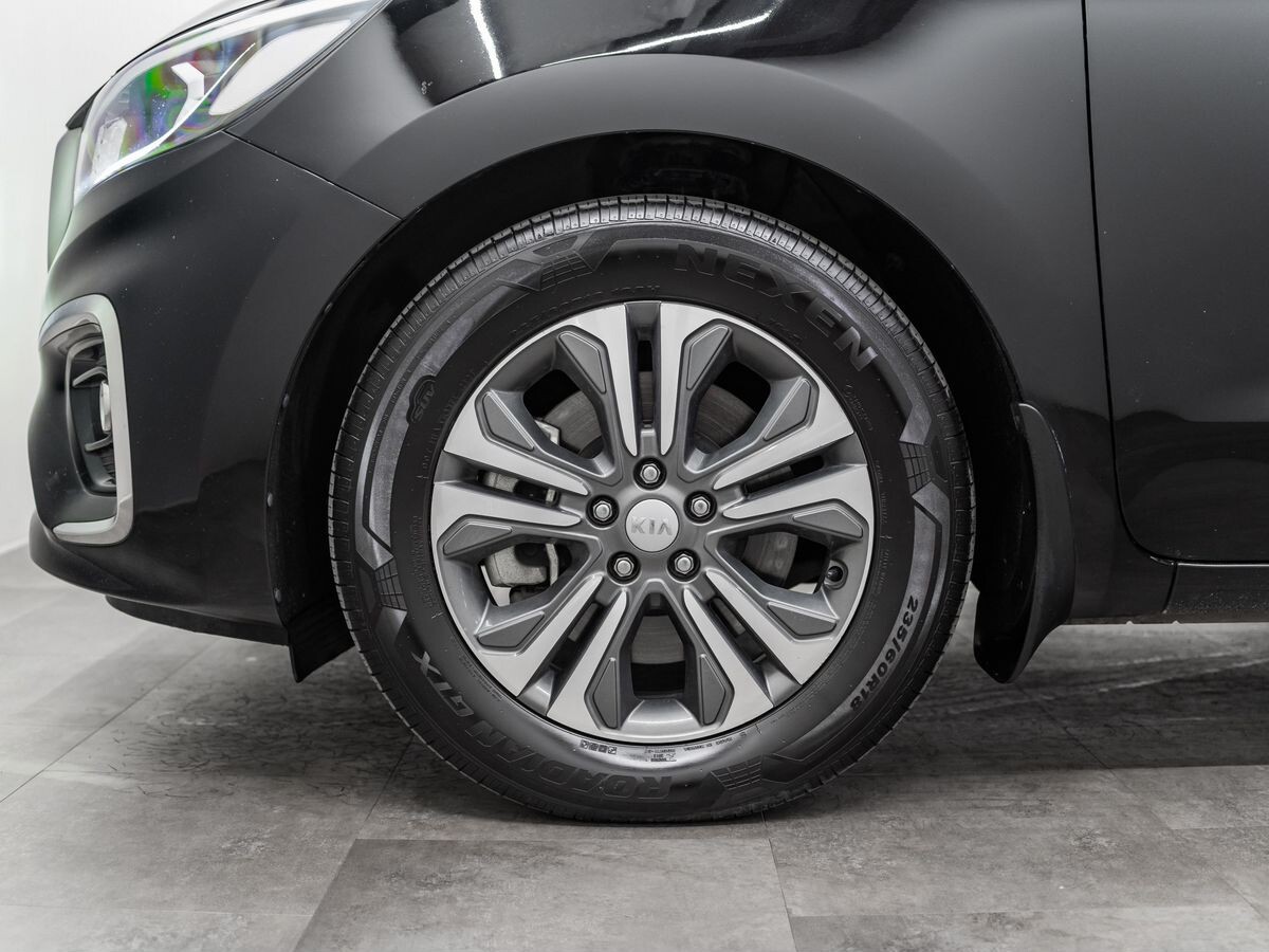 Kia Carnival 2019 - фото автомобиля