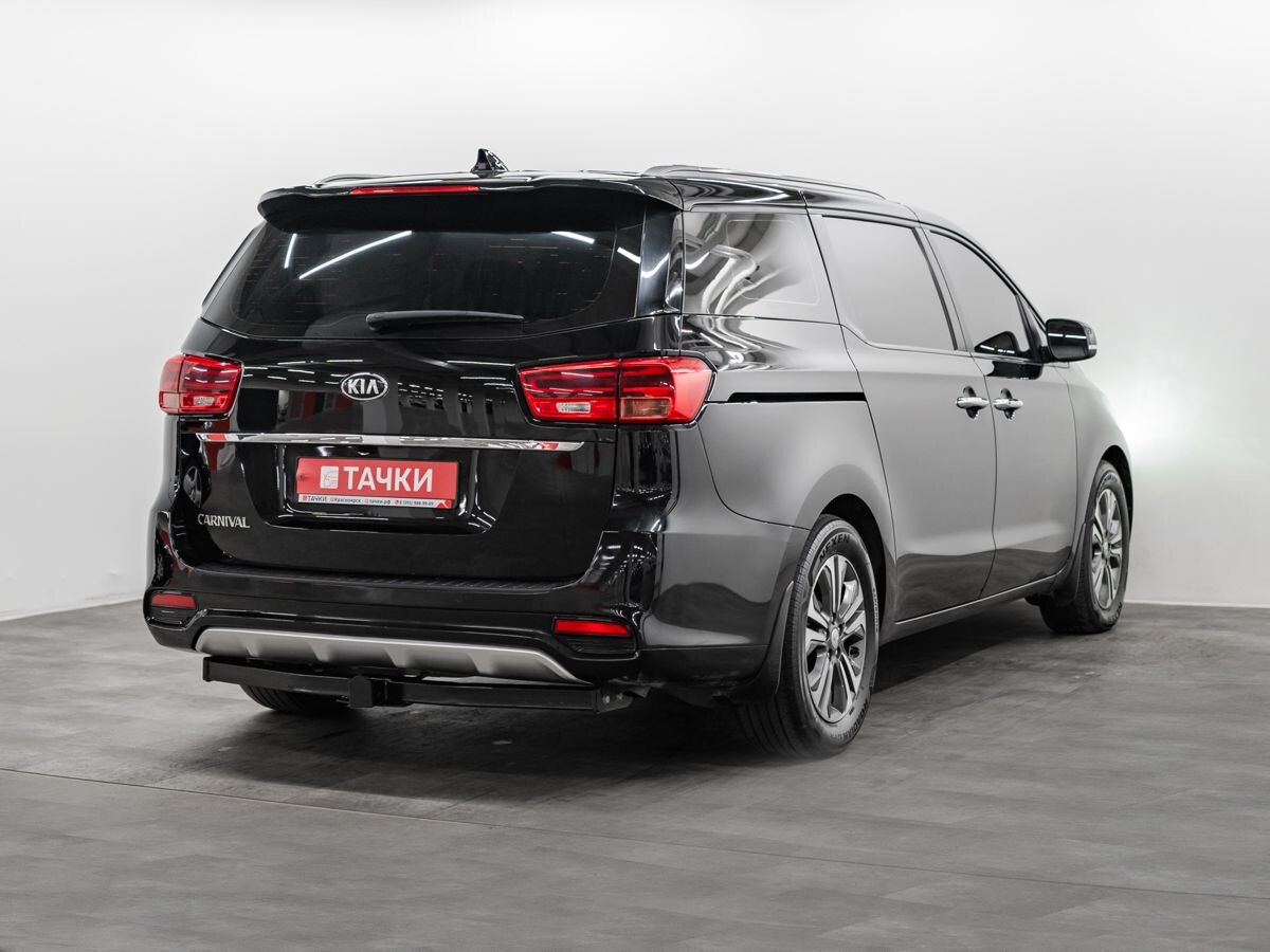 Kia Carnival 2019 - фото автомобиля