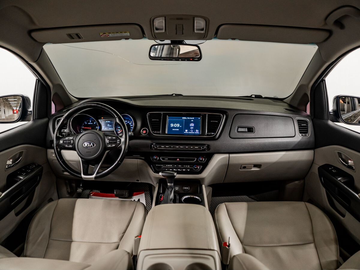 Kia Carnival 2019 - фото автомобиля