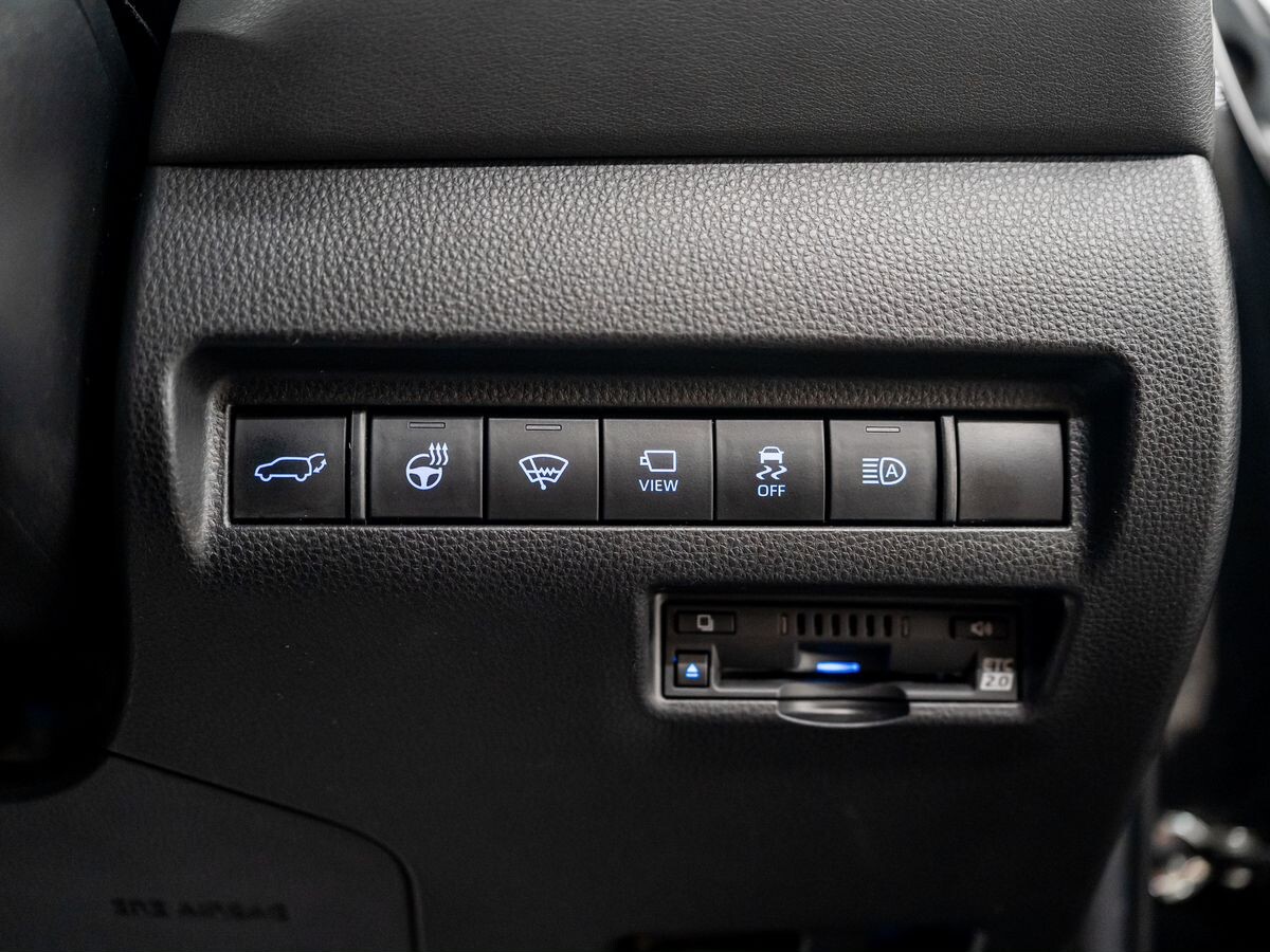 Toyota Harrier 2022 - фото автомобиля
