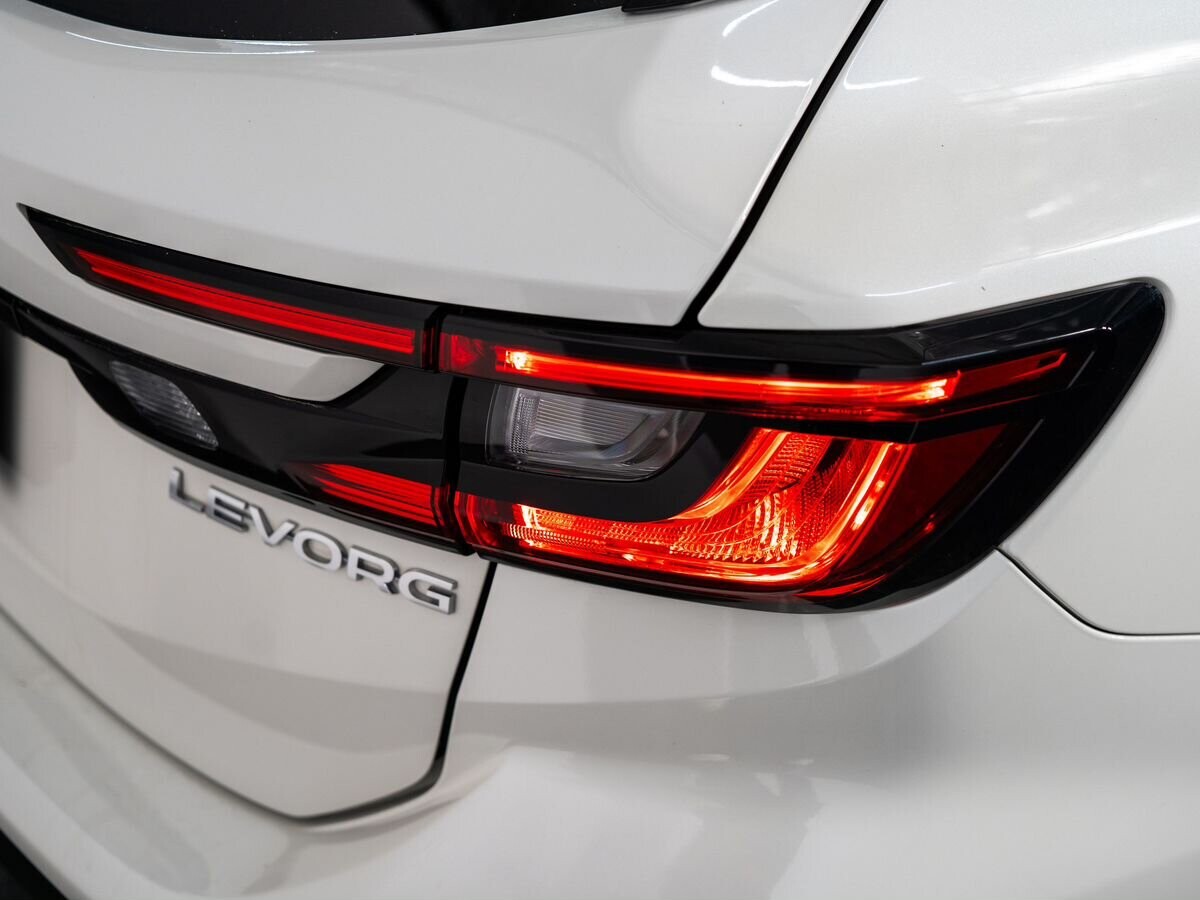 Subaru Levorg 2021 - фото автомобиля