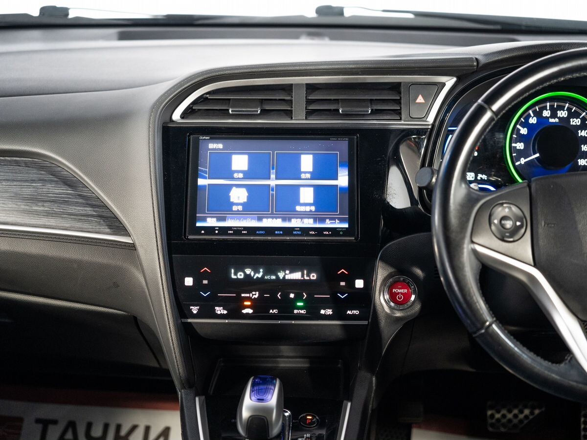 Honda Shuttle 2016 - фото автомобиля