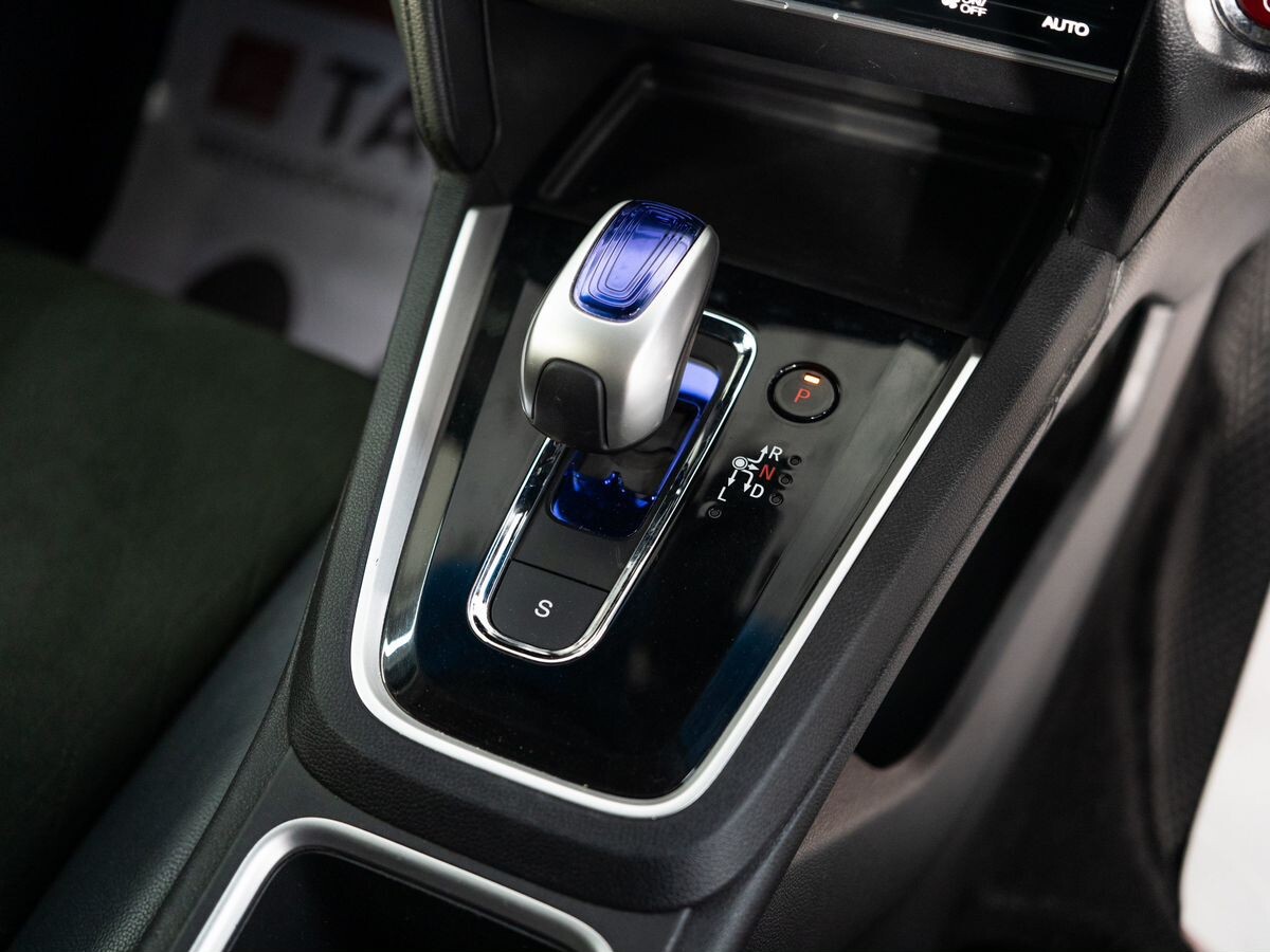 Honda Shuttle 2016 - фото автомобиля