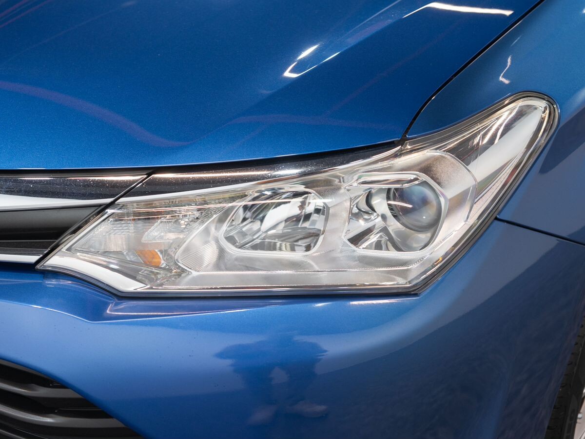 Toyota Corolla Fielder 2015 - фото автомобиля