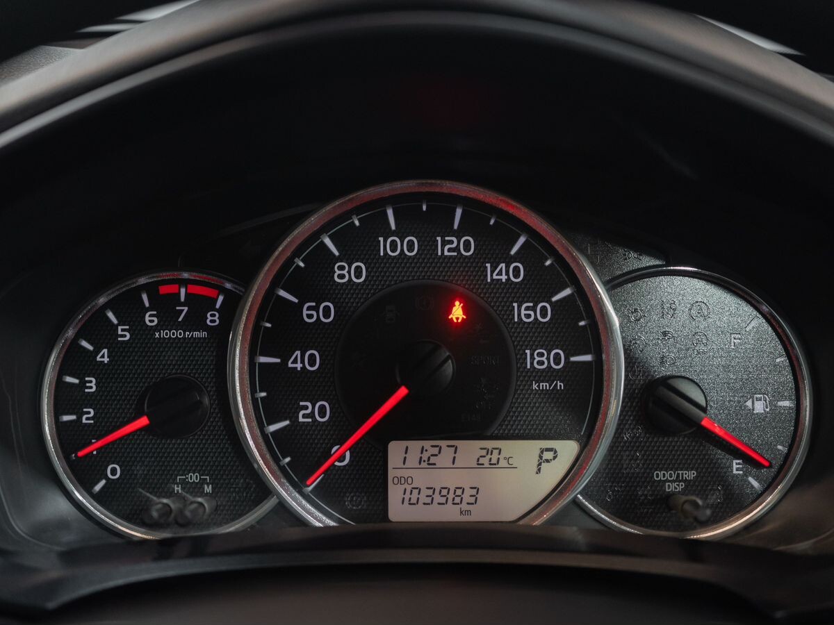 Toyota Corolla Fielder 2015 - фото автомобиля