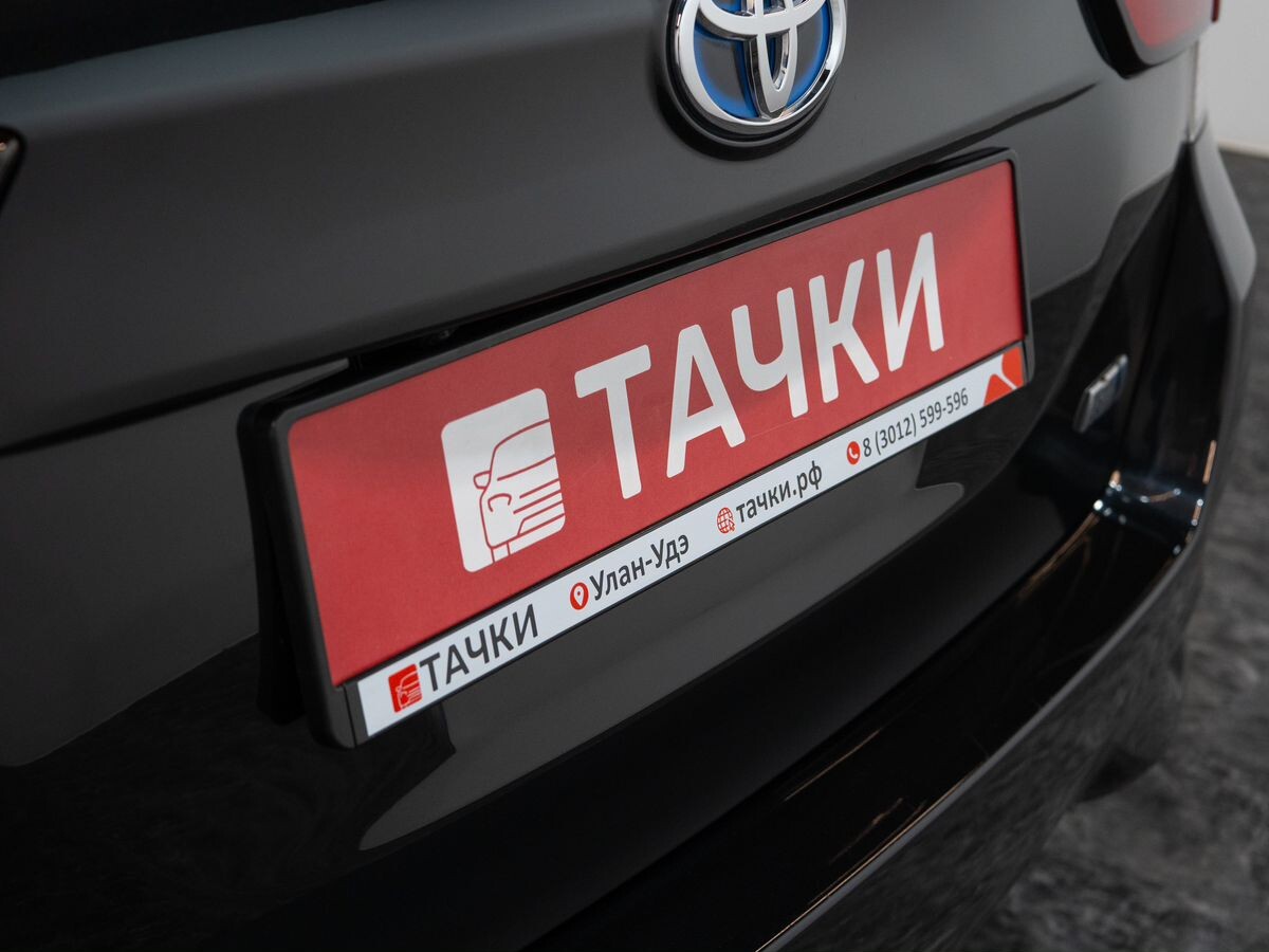 Toyota Corolla Fielder 2017 - фото автомобиля