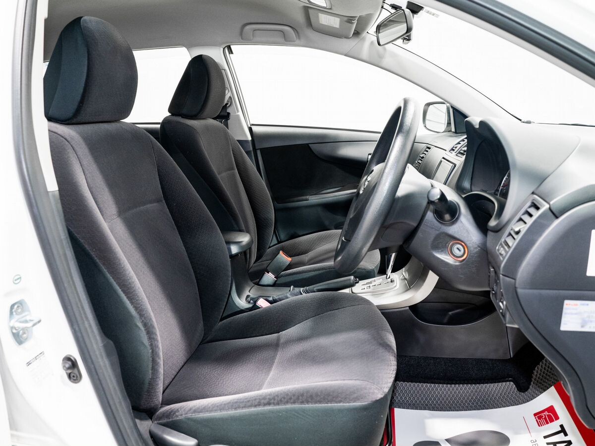 Toyota Corolla Fielder 2011 - фото автомобиля