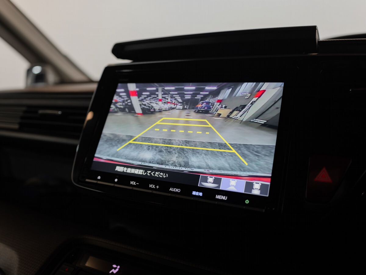 Honda Stepwgn 2018 - фото автомобиля