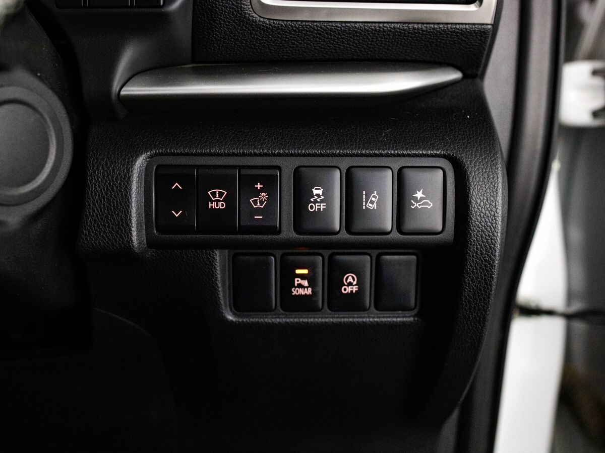 Mitsubishi Eclipse Cross 2018 - фото автомобиля