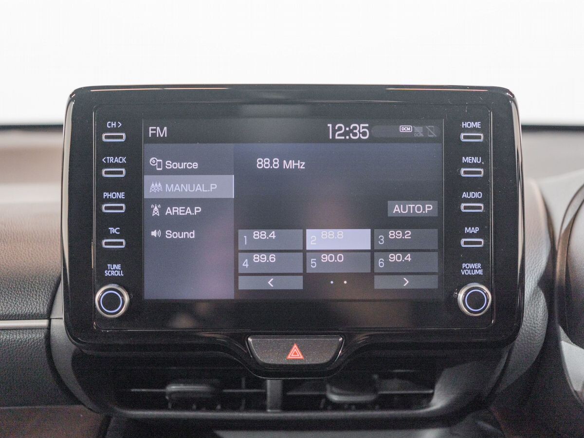 Toyota Yaris Cross 2020 - фото автомобиля