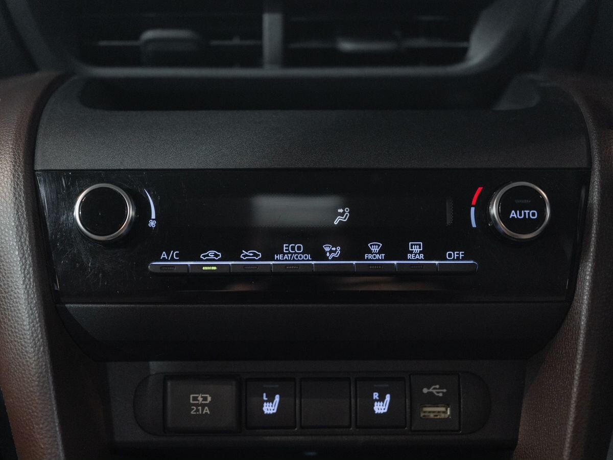 Toyota Yaris Cross 2020 - фото автомобиля