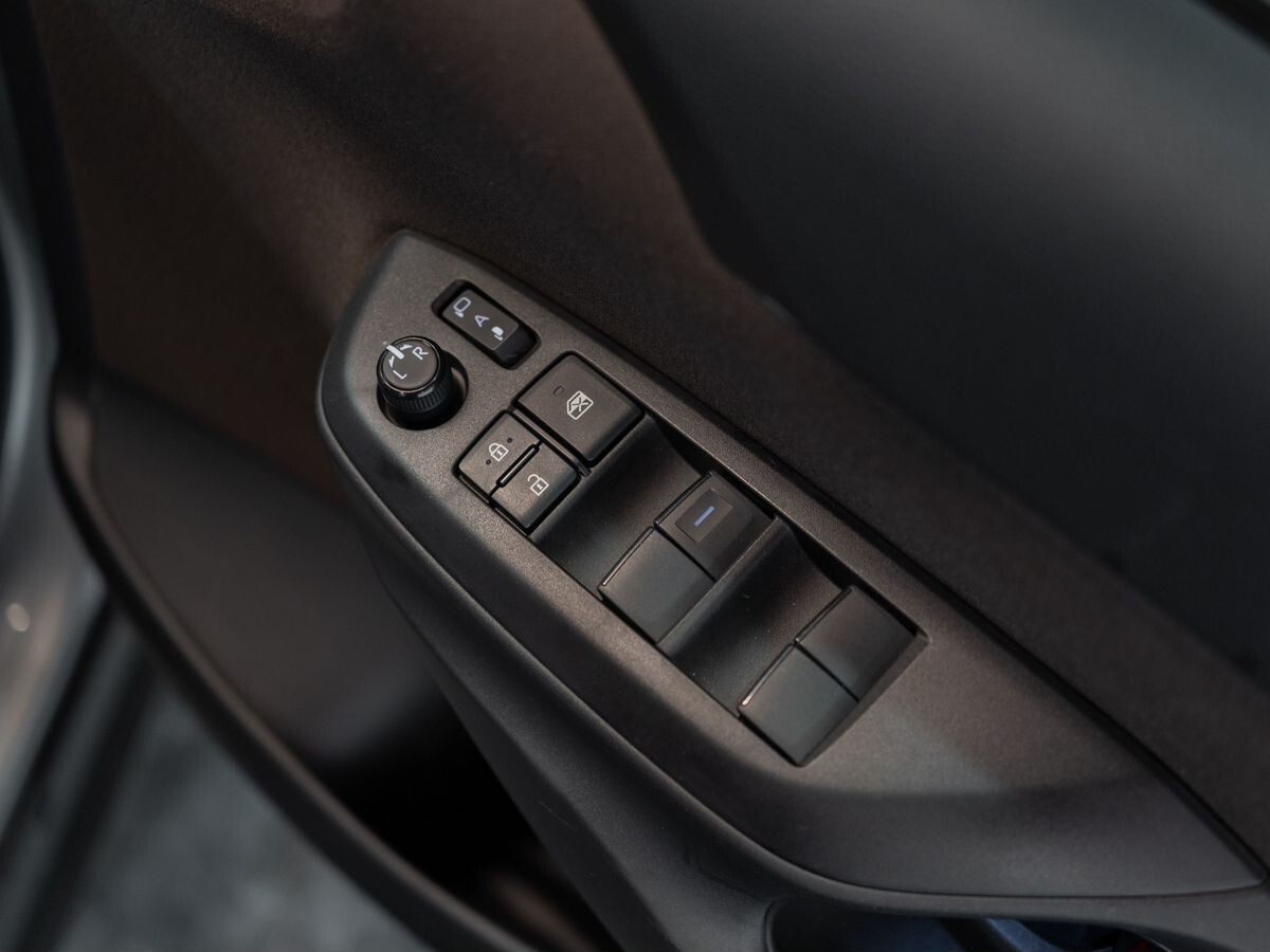 Toyota Yaris Cross 2020 - фото автомобиля