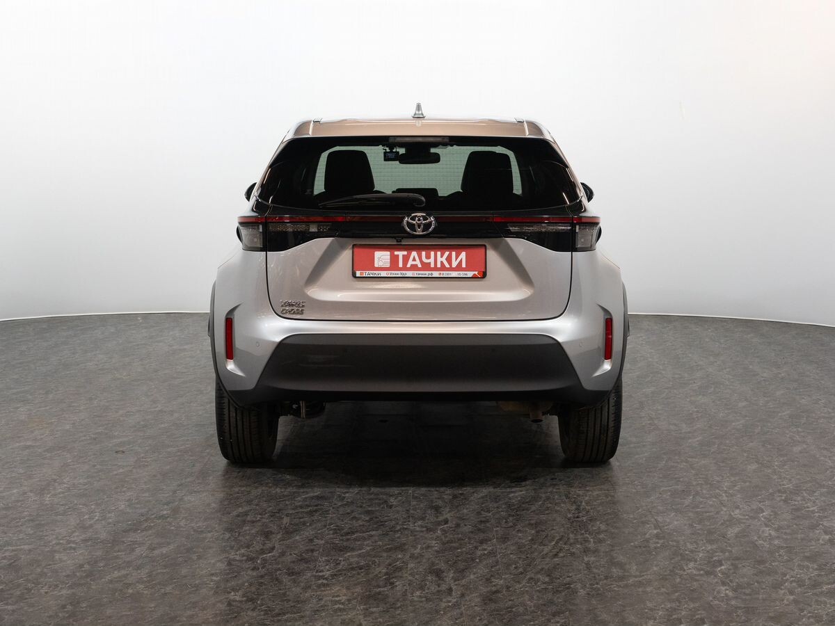 Toyota Yaris Cross 2020 - фото автомобиля