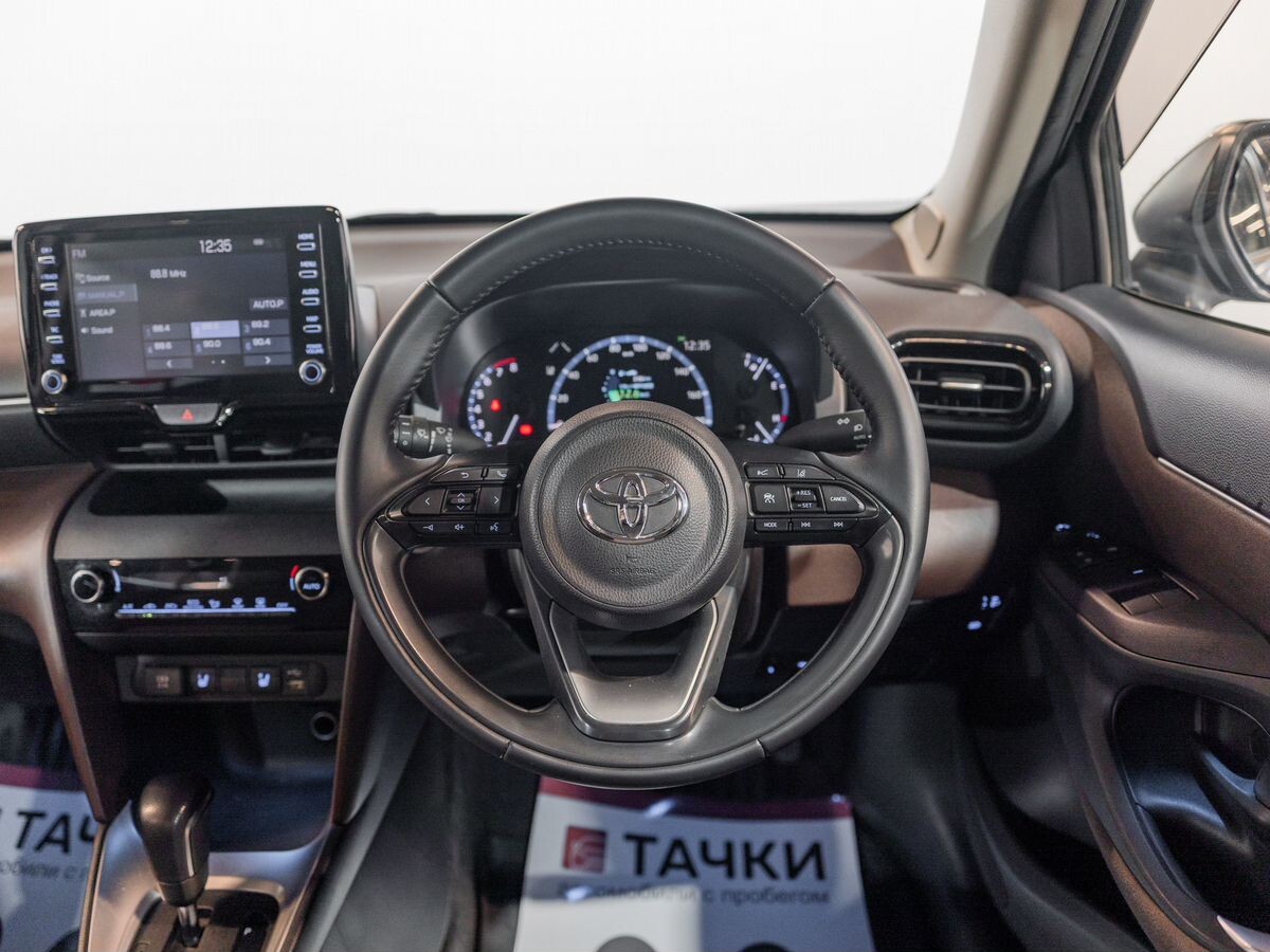 Toyota Yaris Cross 2020 - фото автомобиля