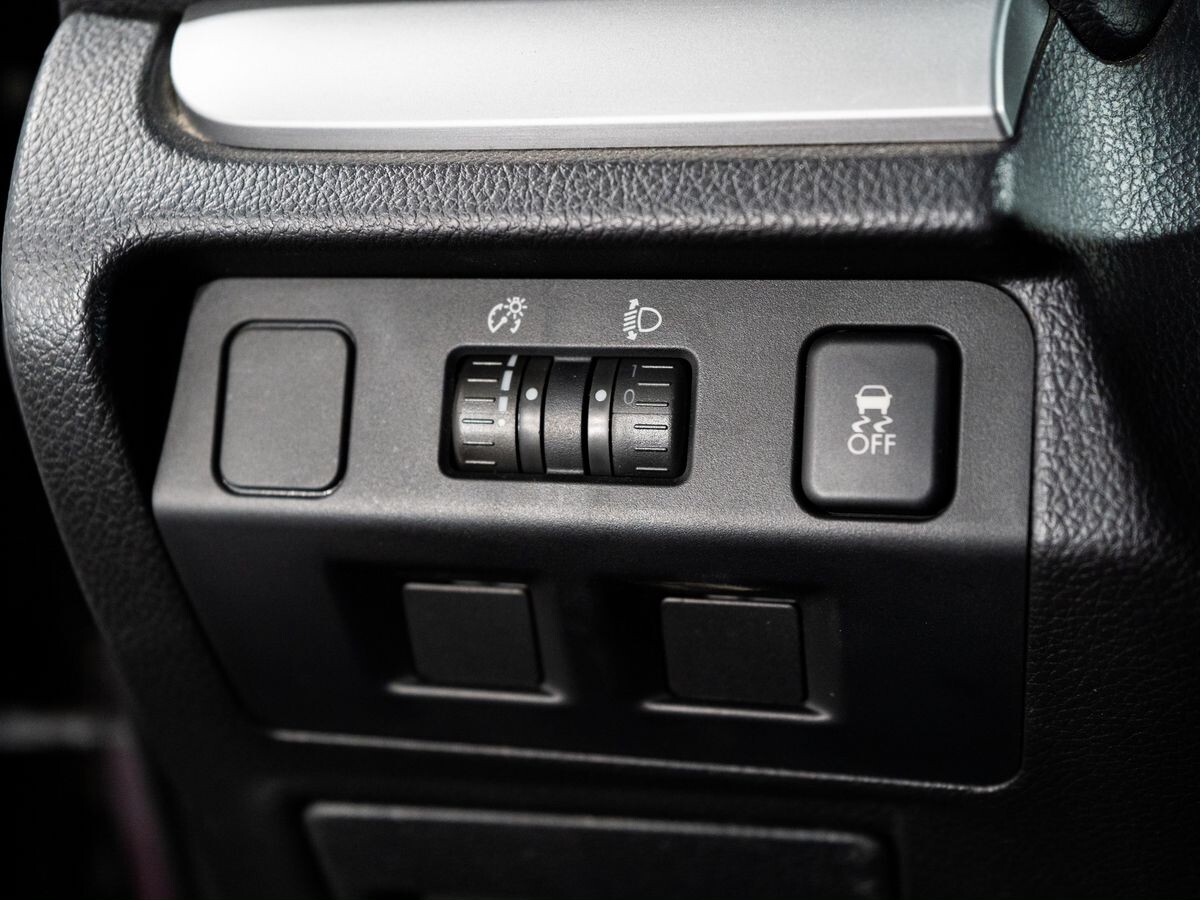 Subaru XV 2012 - фото автомобиля