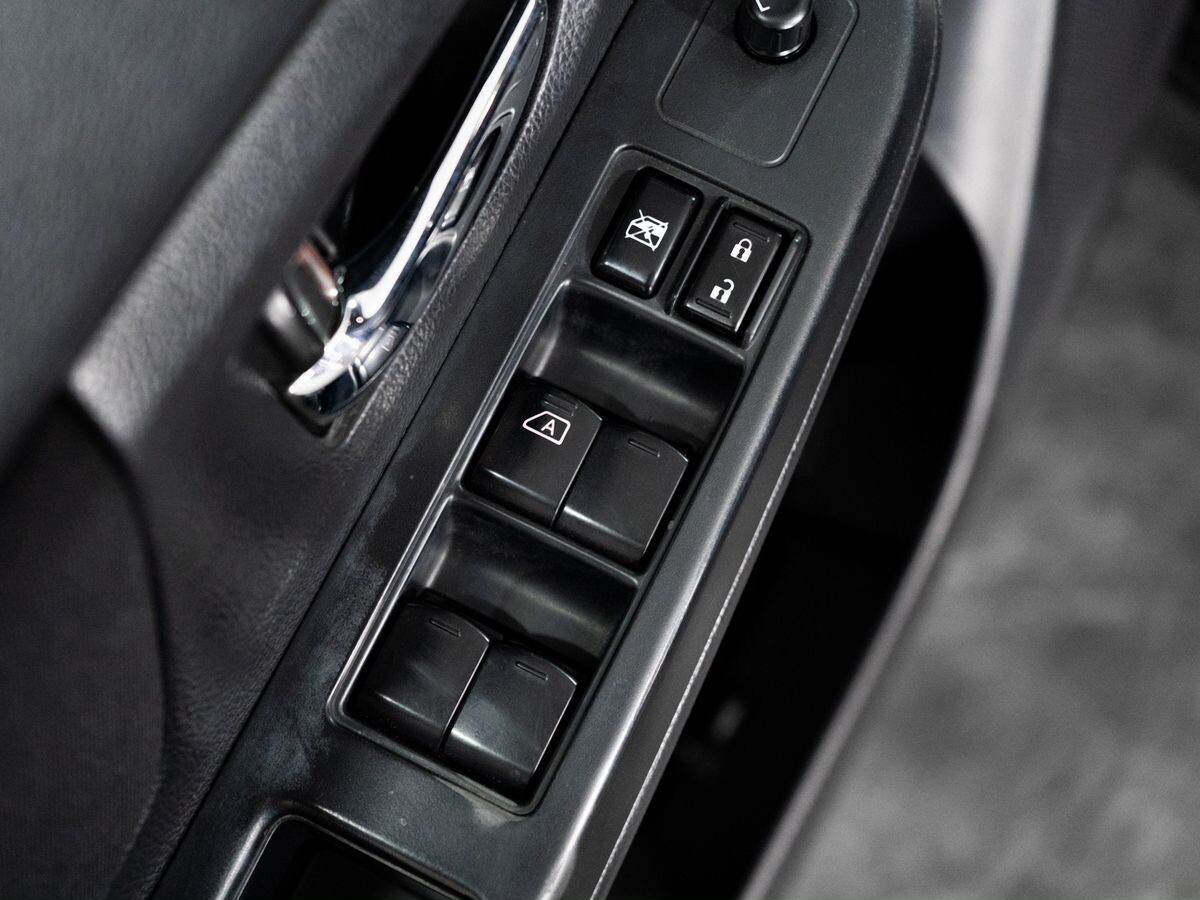 Subaru XV 2012 - фото автомобиля