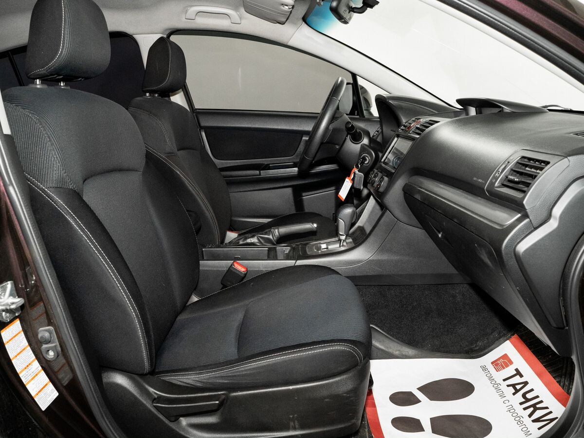 Subaru XV 2012 - фото автомобиля