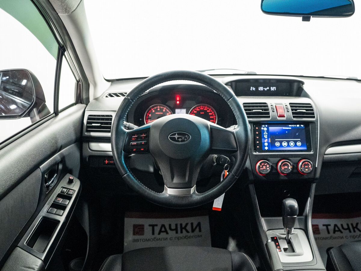 Subaru XV 2012 - фото автомобиля