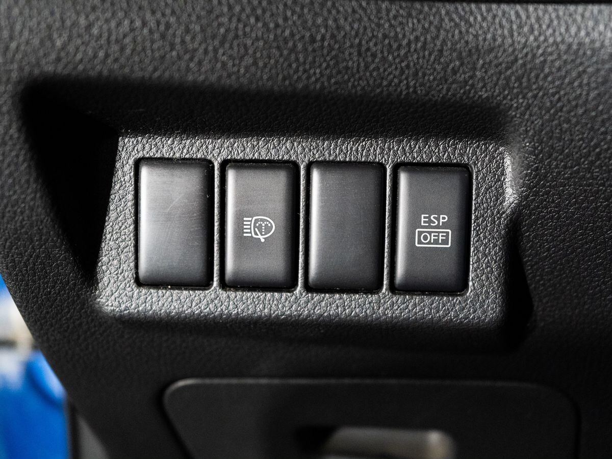 Nissan X-Trail 2007 - фото автомобиля