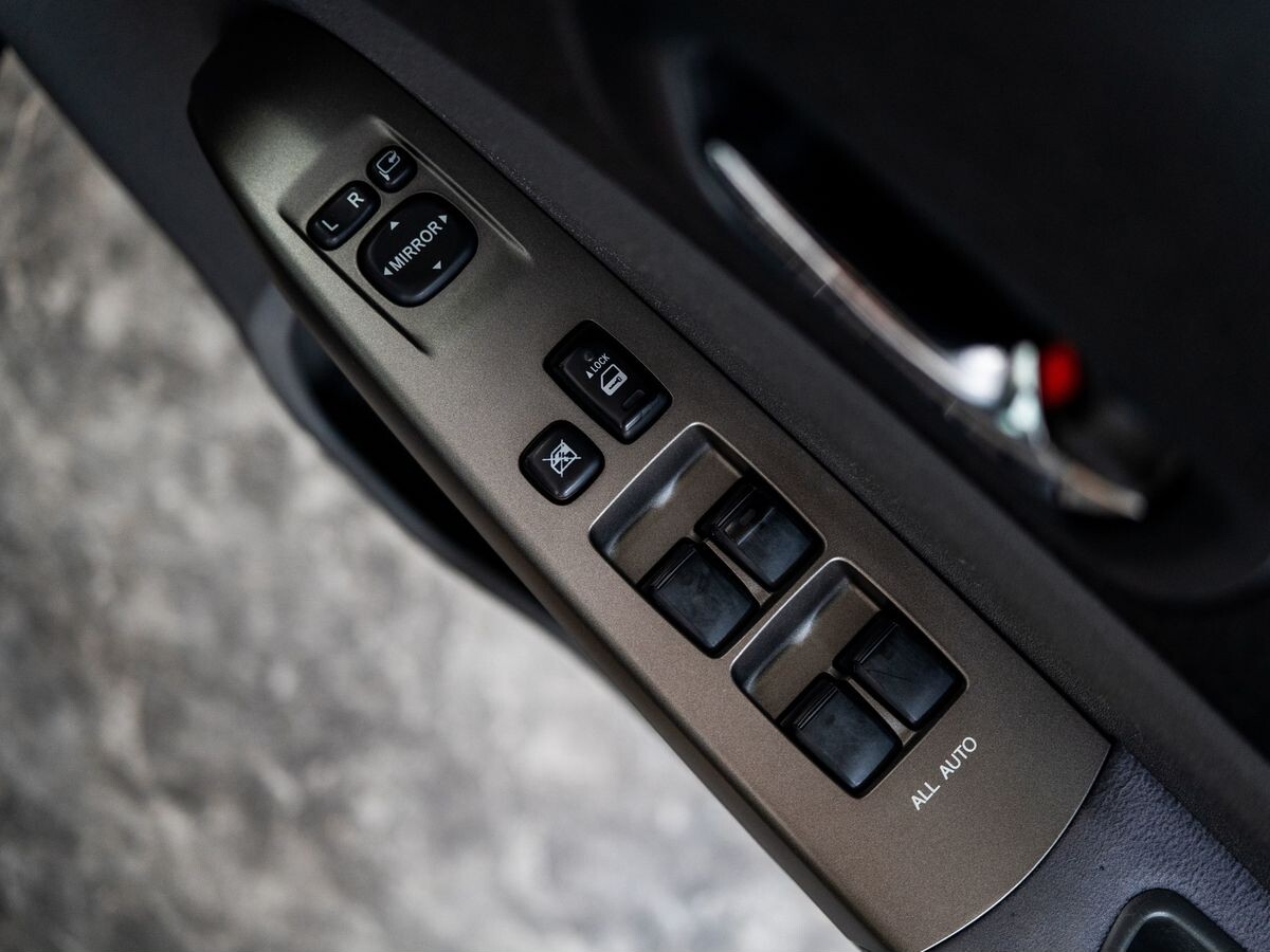 Toyota Prius 2008 - фото автомобиля