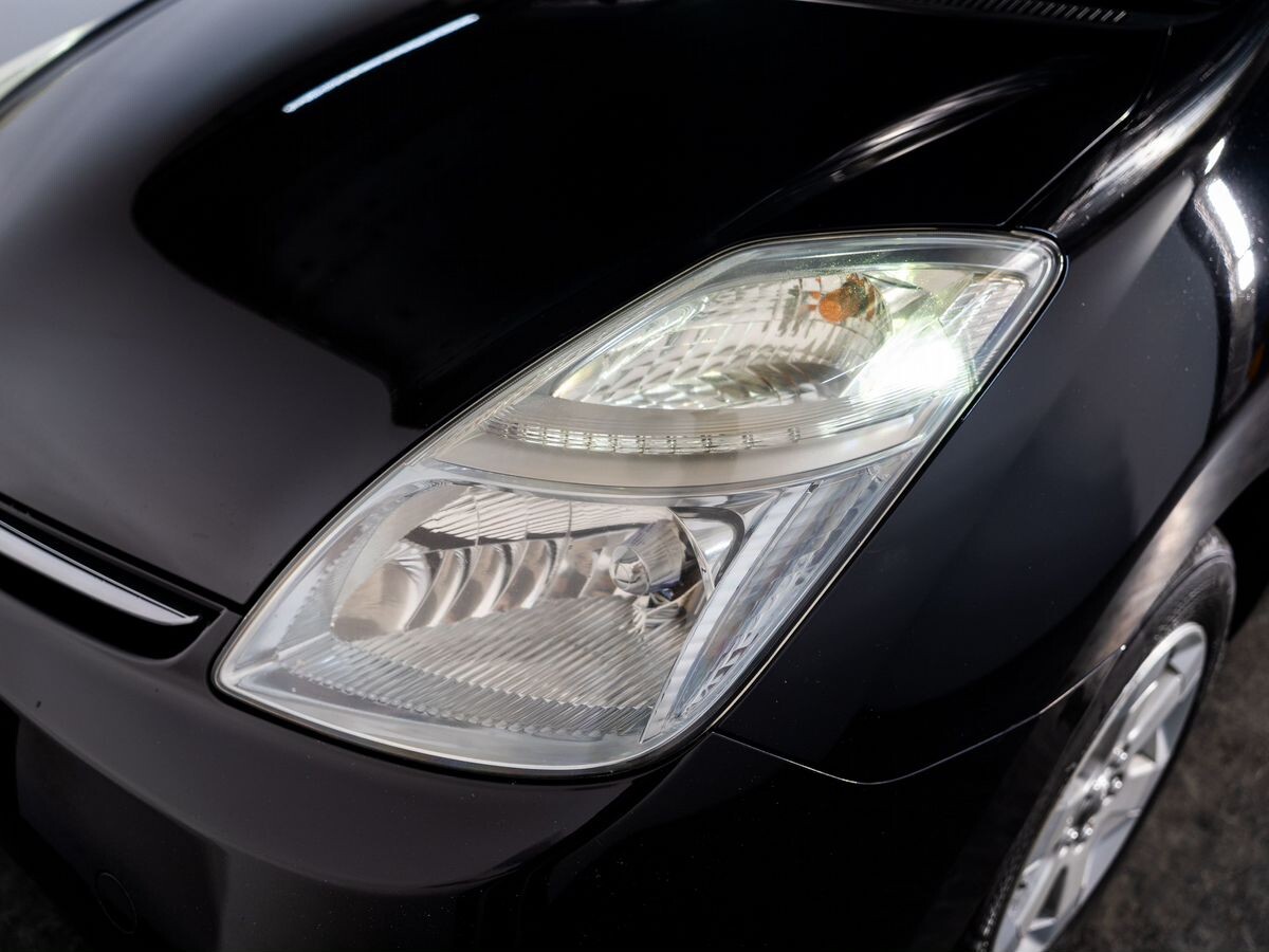 Toyota Prius 2008 - фото автомобиля