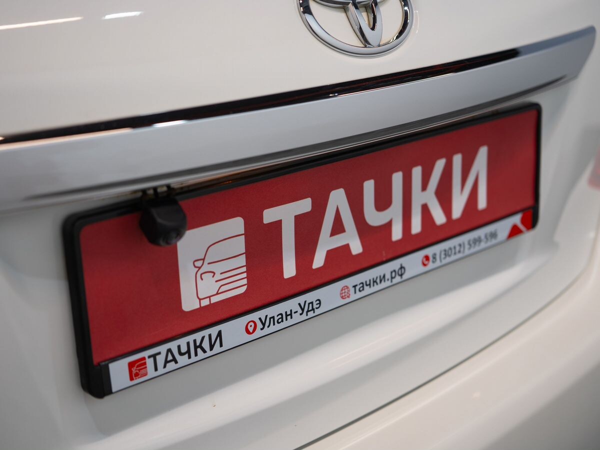 Toyota Vitz 2013 - фото автомобиля