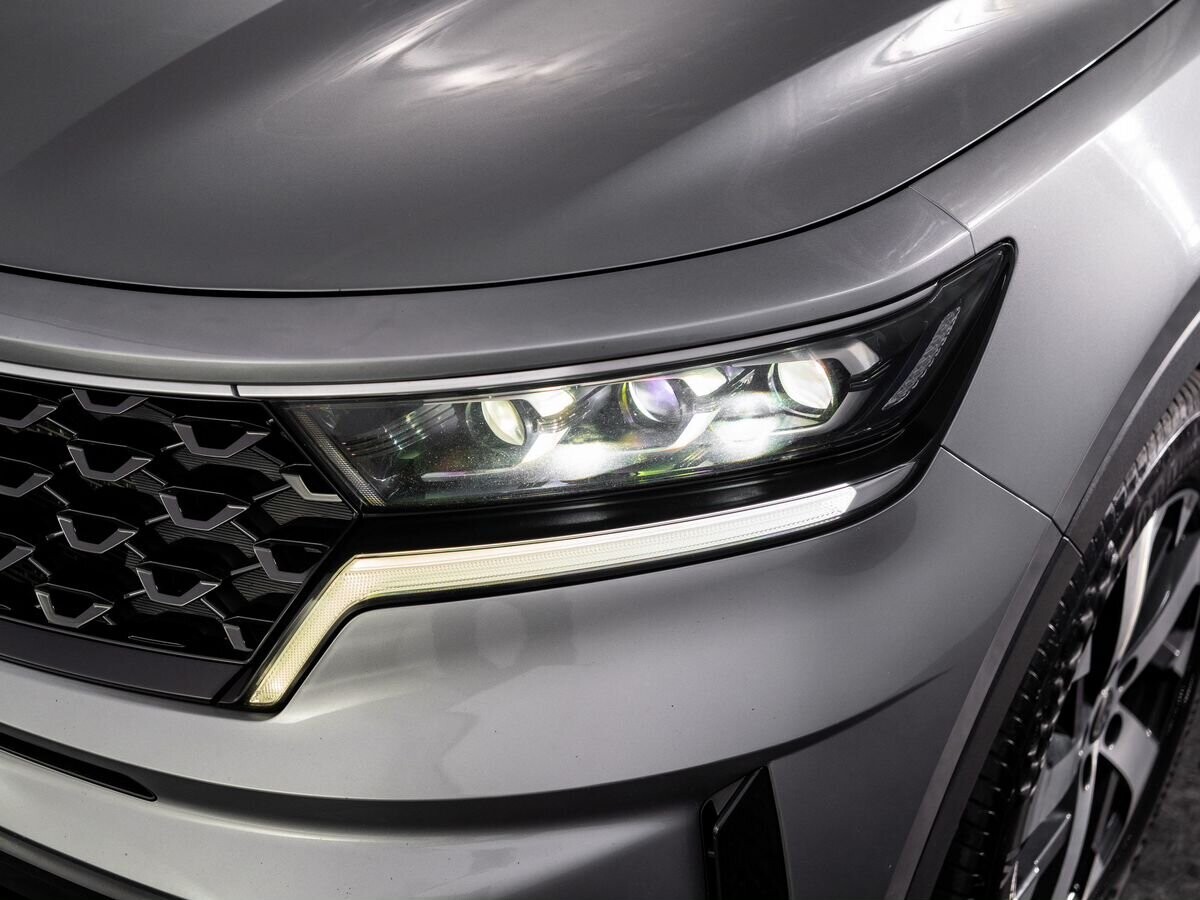 Kia Sorento 2020 - фото автомобиля
