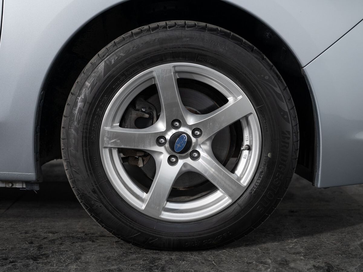 Subaru Impreza 2016 - фото автомобиля