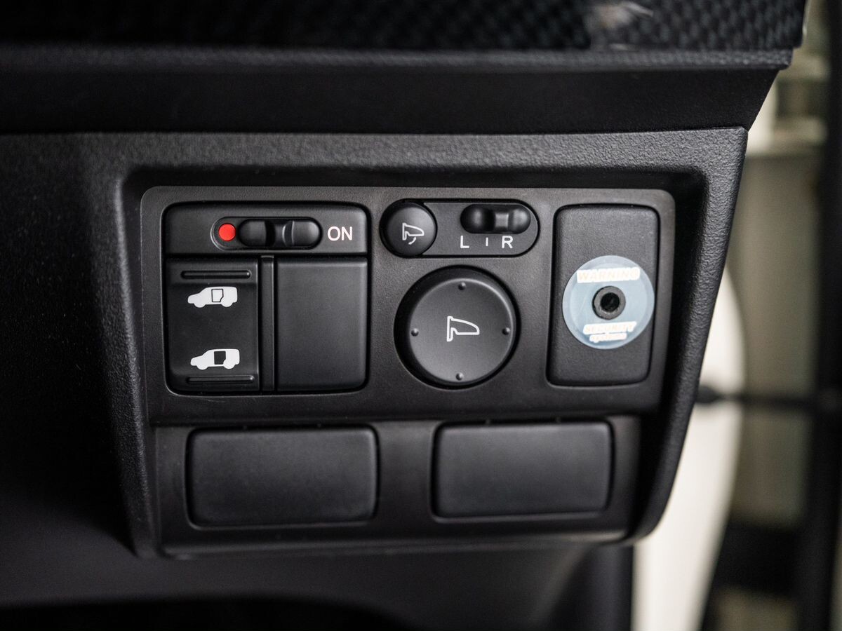 Honda Freed 2009 - фото автомобиля