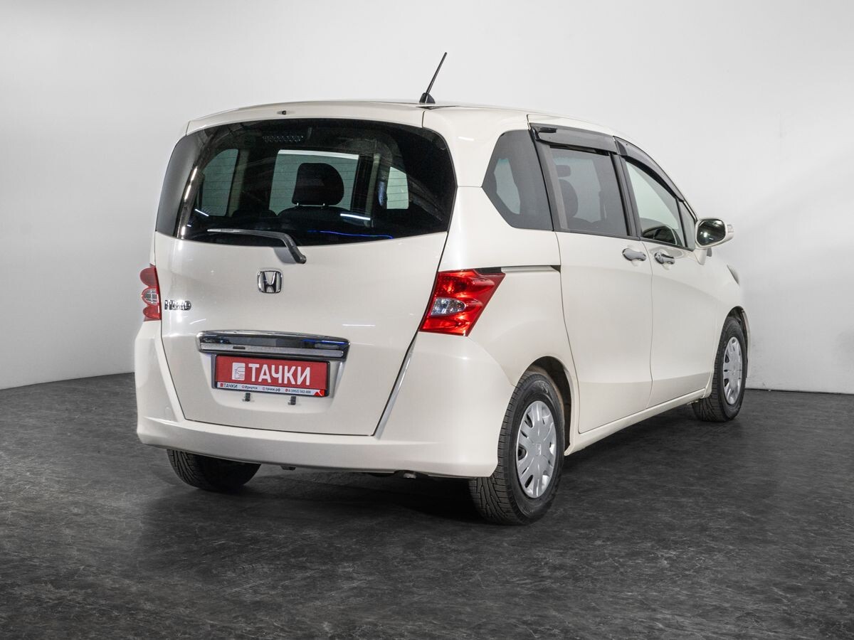 Honda Freed 2009 - фото автомобиля