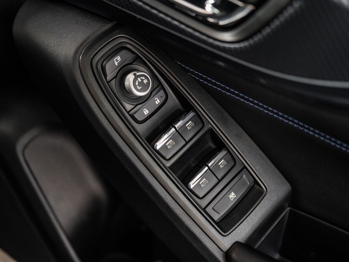 Subaru Levorg 2020 - фото автомобиля